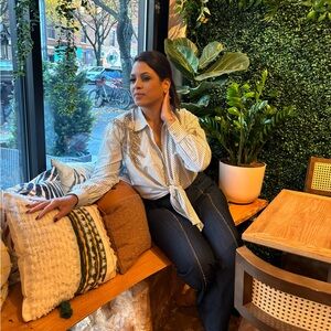 Meet your Posher, Anny